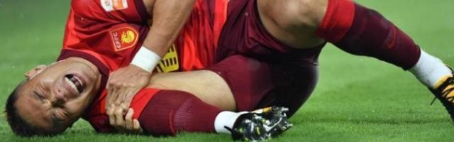 奇异果官网-潘喜明遭遇前交叉韧带魔咒 已赴北京会诊恐休半年